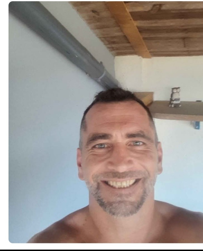 Nour-eddine - Courtes - Ain | Rencontre libertine